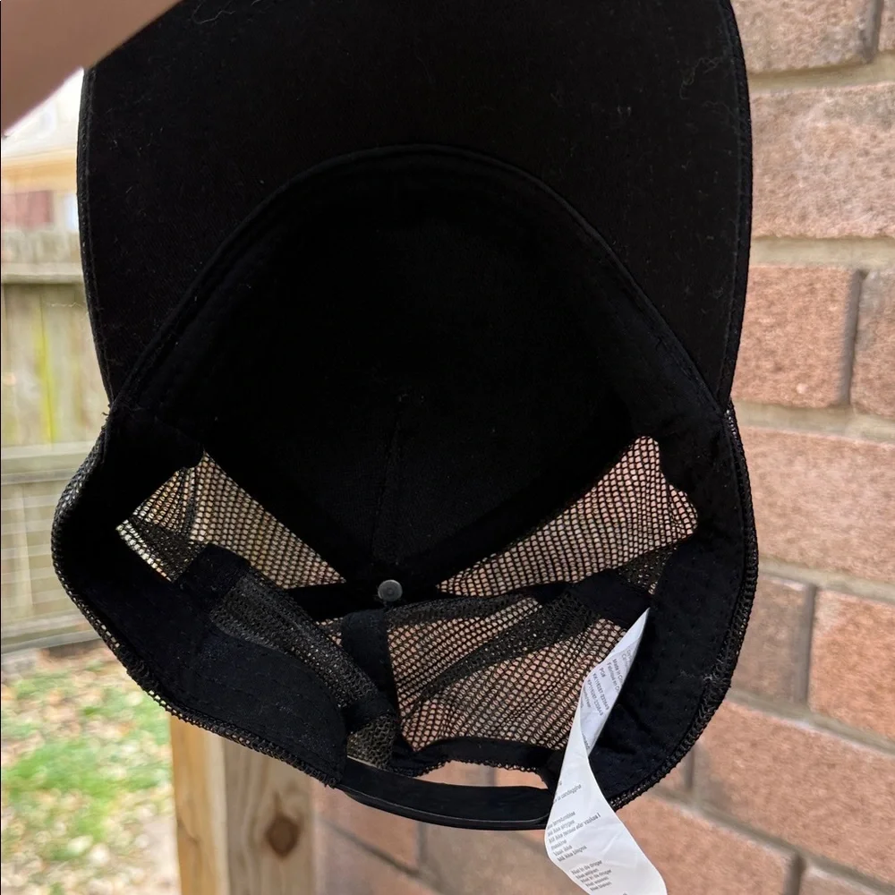 Fabkids Black Mesh Trucker Hats with Colorful Patch Of a Wolf Against a Sunset